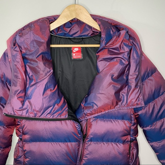New! NIKE Sportswear Down Filled Puffer Jacket Metallic Purple Hip Size Large - Picture 8 of 13